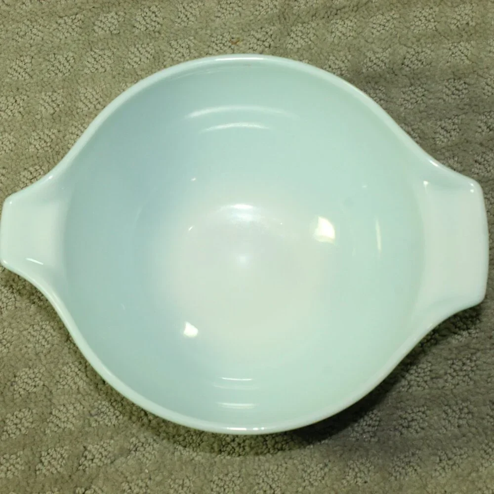 Pyrex this vintage